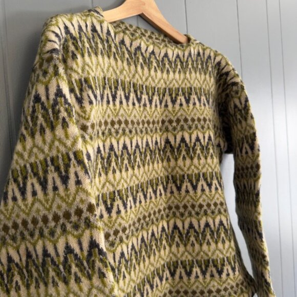 Vintage Swedish Wool Sweater Fair Isle Nordic Geometric Green Cream Pullover M - Picture 3 of 9